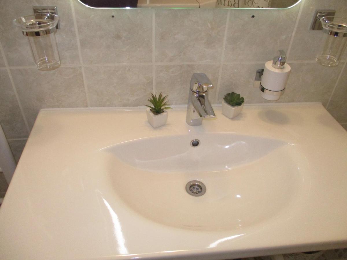 פץ' Ferencesek Apartman מראה חיצוני תמונה
