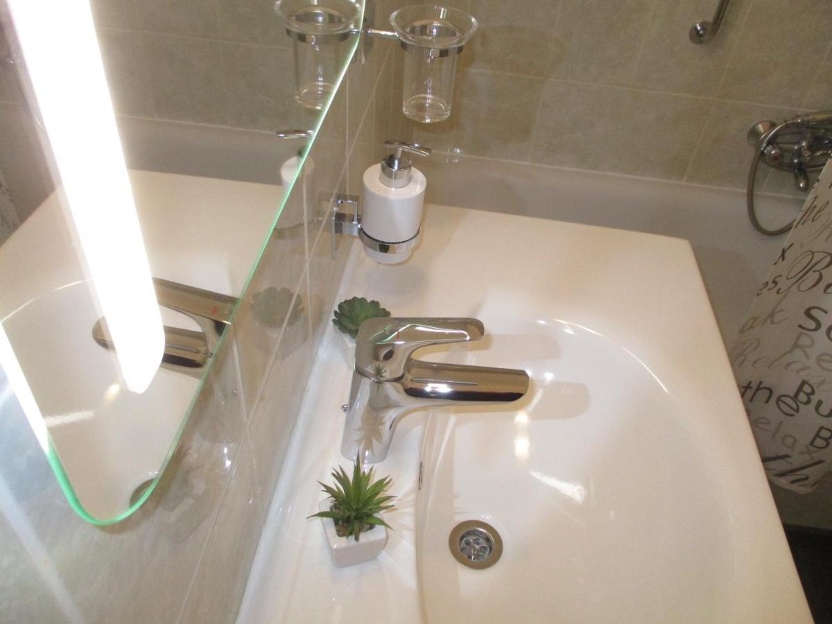 פץ' Ferencesek Apartman מראה חיצוני תמונה